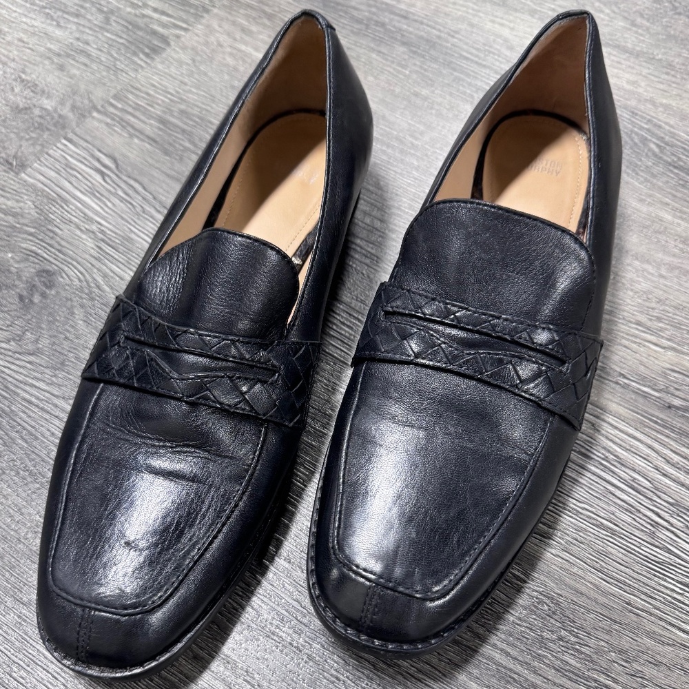 Johnston Murphy Black Loafers